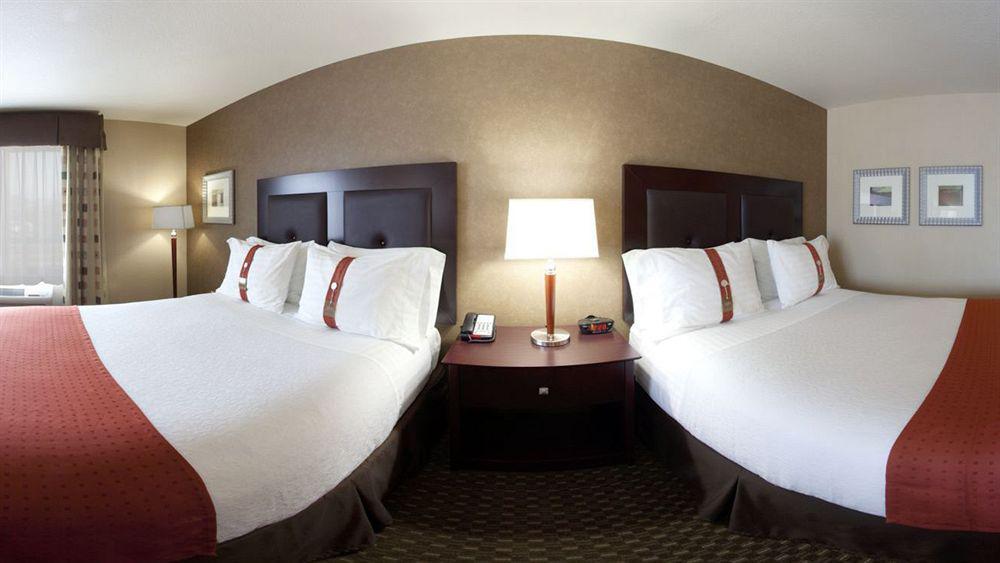 Holiday Inn Yakima By Ihg Exterior photo