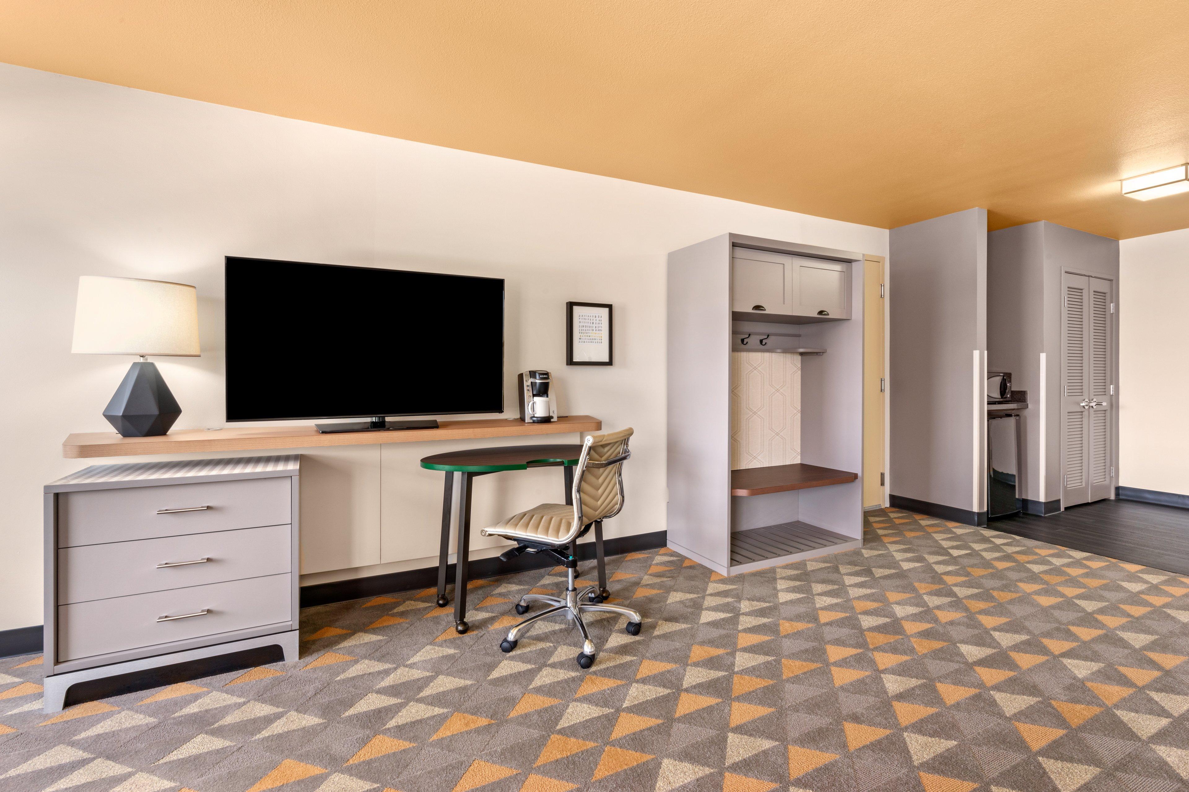 Holiday Inn Yakima By Ihg Exterior photo