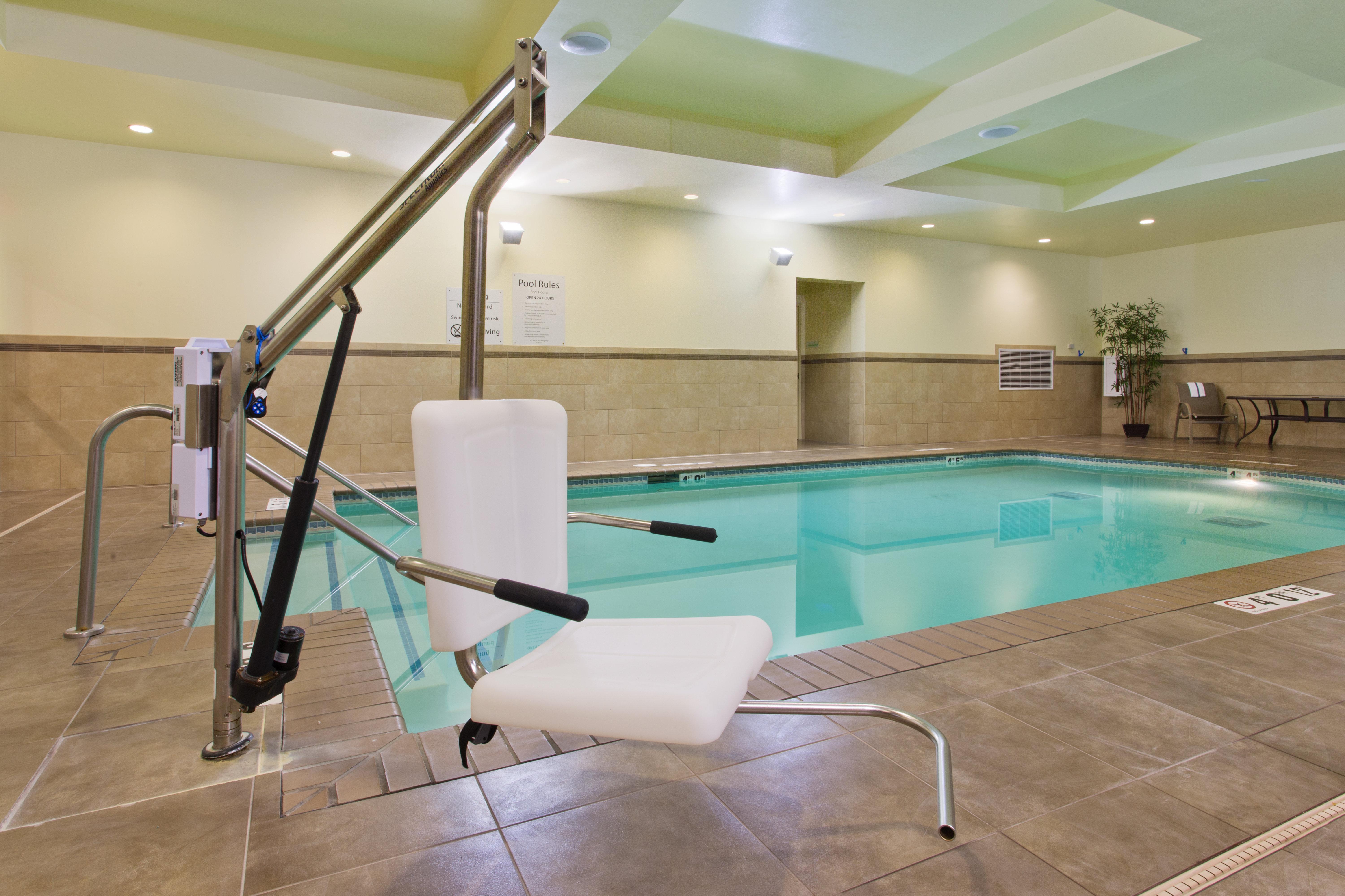 Holiday Inn Yakima By Ihg Exterior photo