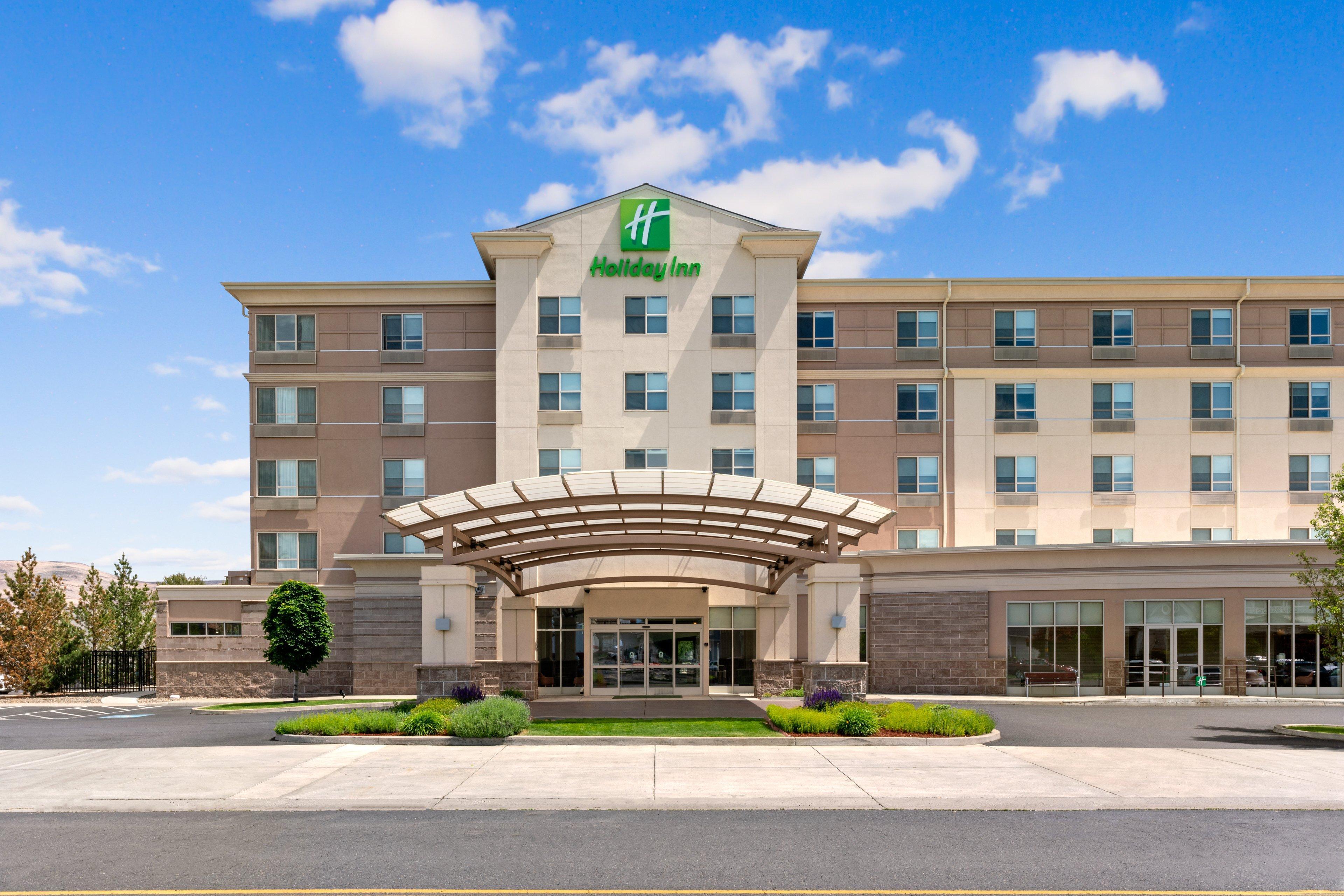 Holiday Inn Yakima By Ihg Exterior photo